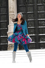 Load image into Gallery viewer, NYC LOVE Necklace: Brilliant Blue